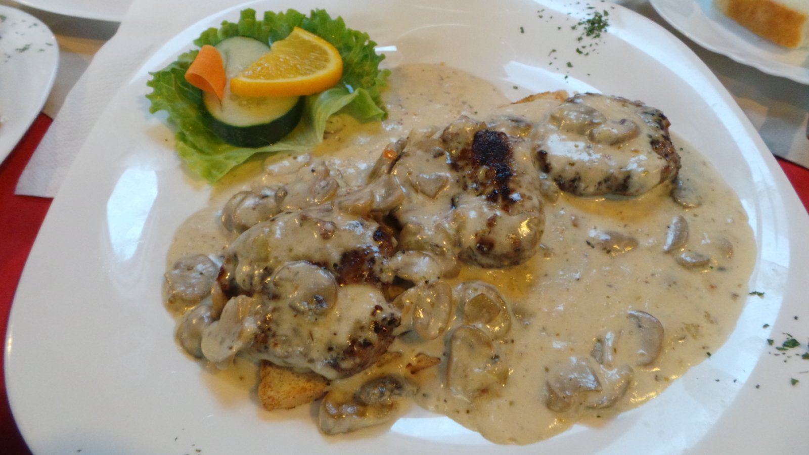 Sadrvan Restaurant10